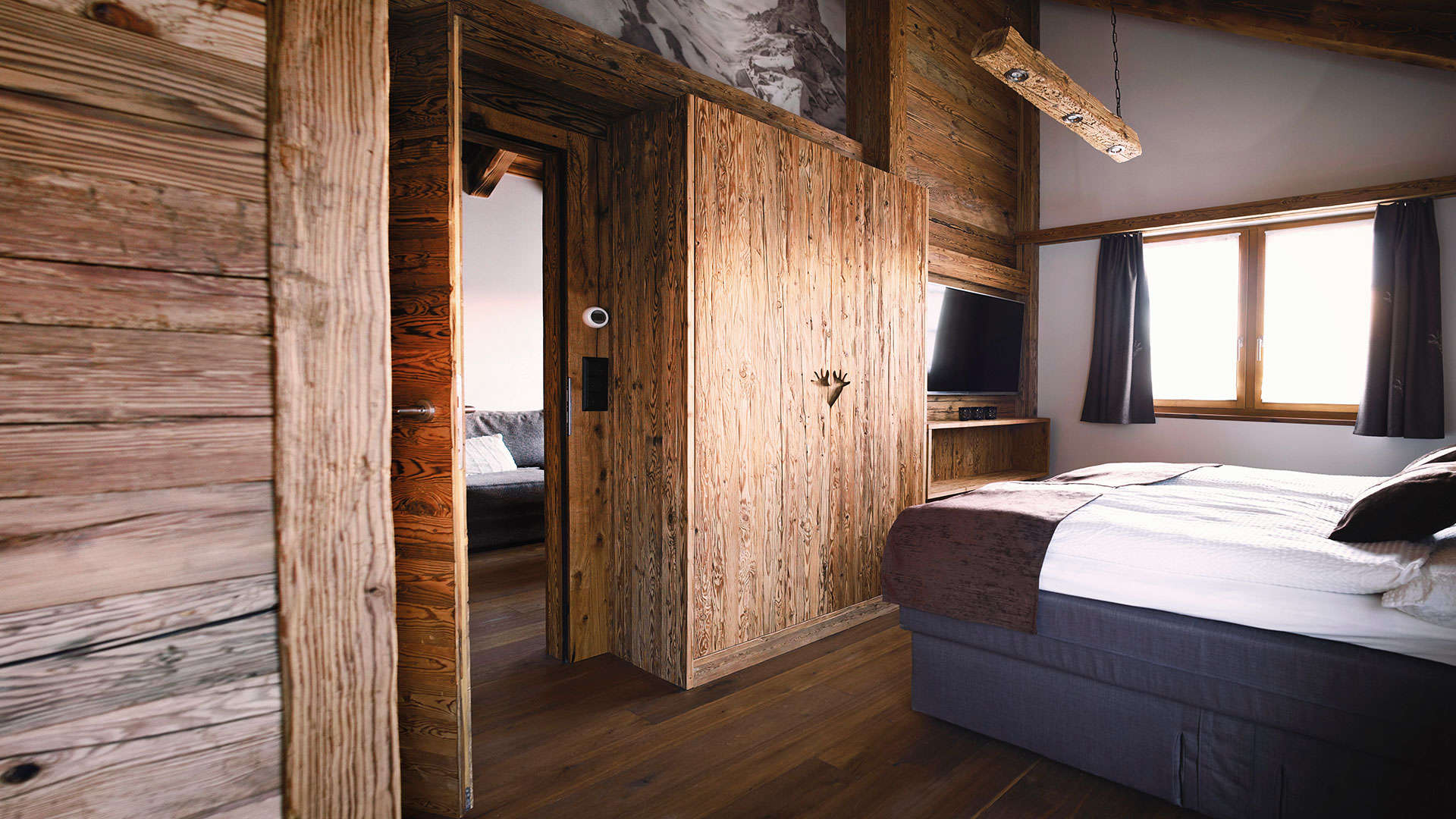 Junior Suite Mountain Lodge